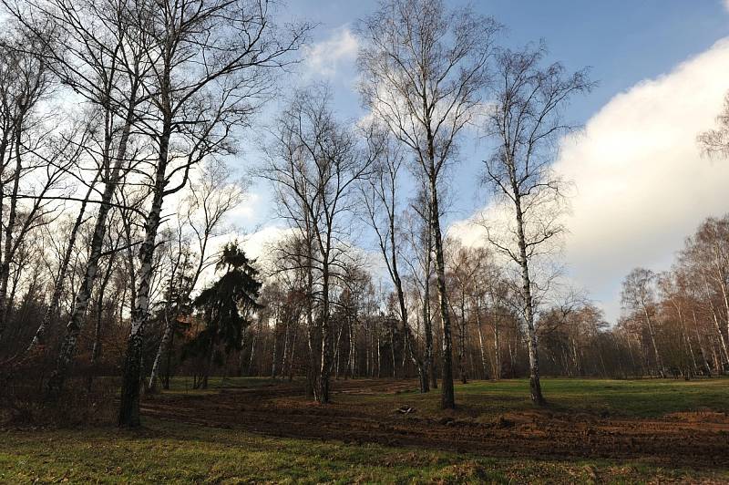 Starý vojenský areál se likviduje. Nahradí jej centrální park nejlidnatějšího ostravského obvodu.