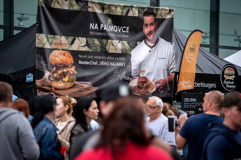 Burger Festival u nákupního centra Forum Nová Karolina, 11. května 2019 v Ostravě.