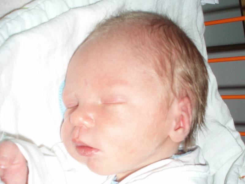 Kristián Novák, 19. 3. 2009, 2450 g, 46 cm, Brušperk.