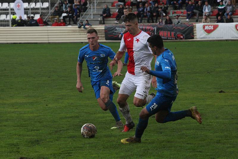 MOL Cup, 2. kolo, SK HS Kroměříž (červenobílé dresy) - FC Baník Ostrava, 21. září 2022.