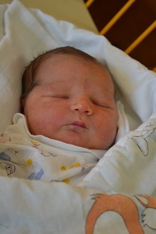 David Redzina, 8. 10. 2017, 50 cm, 3400 g, Krmelín. Vítkovická nemocnice Ostrava. 