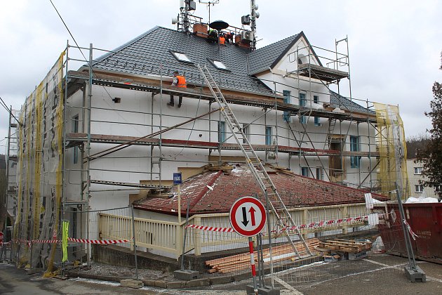 Generální rekonstrukce úřadu v Plesné.