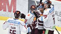 Utkání 9. kola hokejové extraligy: HC Oceláři Třinec - HC Sparta Praha, 12. října 2018 v Třinci. Na snímku radost Sparty, (zleva) Jeremie Blain, Petr Kalina, Petr Vrána a Matěj Beran.