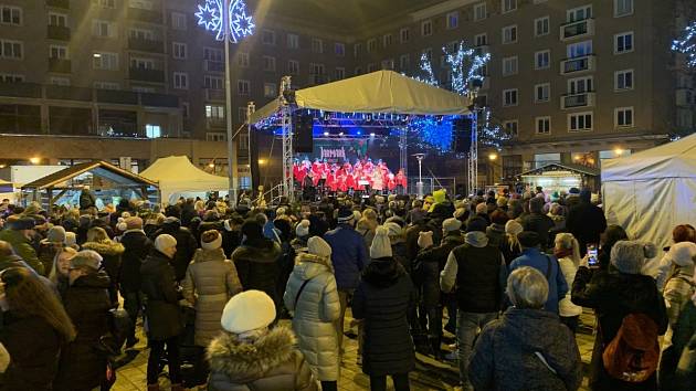 Česko zpívá koledy v Porubě, 7. prosince 2022, Ostrava.
