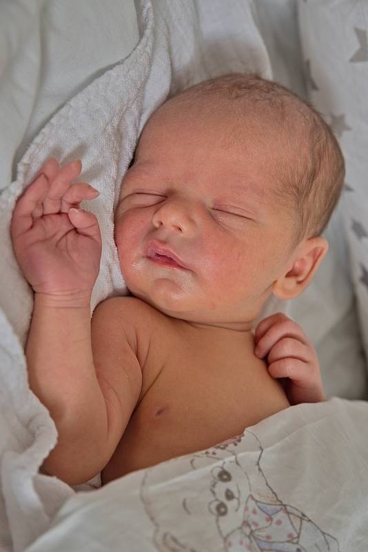 Sebastian Rewenda, Karviná, narozen 17. dubna 2022 v Karviné, míra 48 cm, váha 2890 g. Foto: Marek Běhan