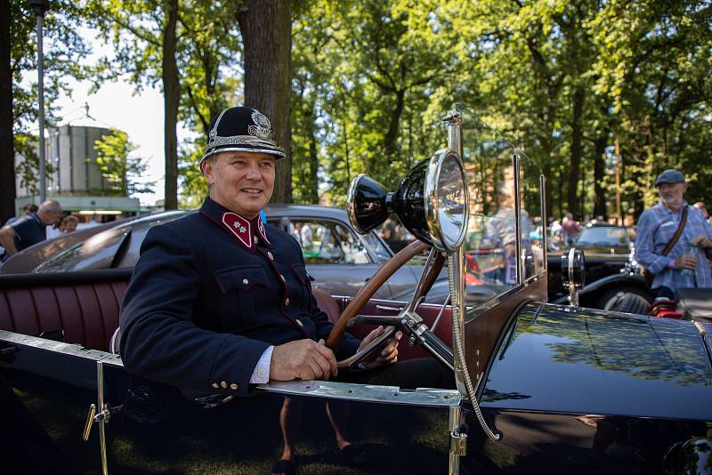 Soutěž elegance historických vozidel, Bohumín, 7. srpna 2021.