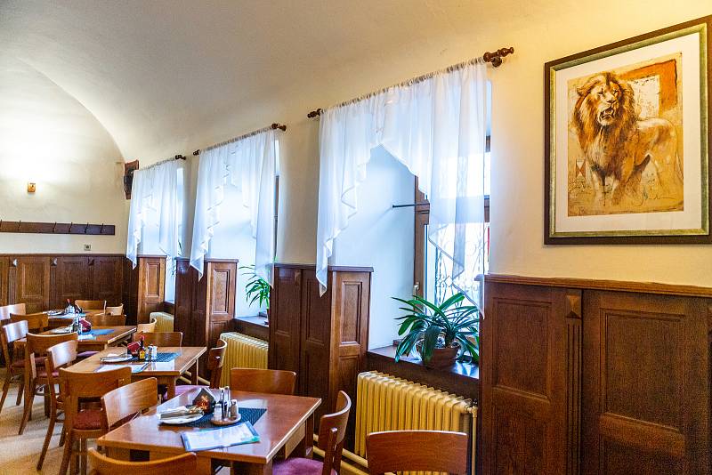 Ostravská restaurace U Zlatého Lva slaví 12. listopadu 250 let od svého otevření.