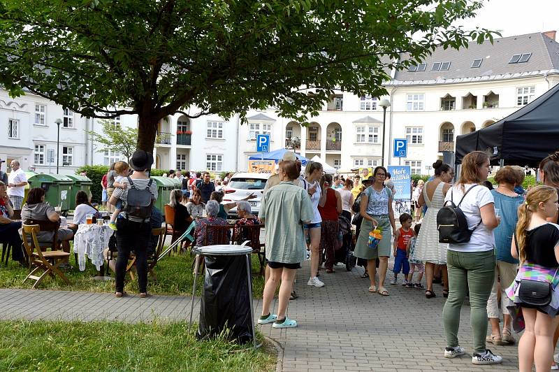 Promenáda v Jubilejní kolonii, Ostrava-Jih, 17. července 2021.