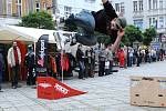Filmový festival outdoorových filmů rozjela v pátek adrenalinová show s názvem Outdoor park, na Jiráskově náměstí v centru Ostravy