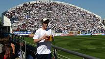 Derby Sigma vs. Baník táhne. Snímky z předchozího derby na Andrově stadionu a odjezd (příjezd) fanoušků Baníku do Olomouce.