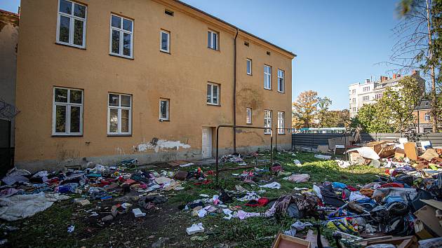 Otřesné záběry z Ostravy: S potkany v domě hrůzy žilo minimálně dvanáct dětí  - Moravskoslezský deník
