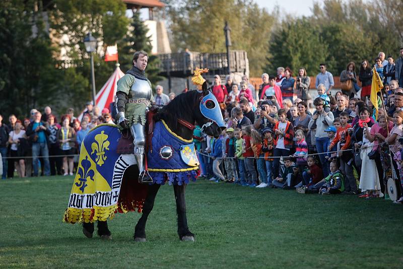 Historický rej v centru Ostravy. Oslavy 750 let města v pátek 8. září.