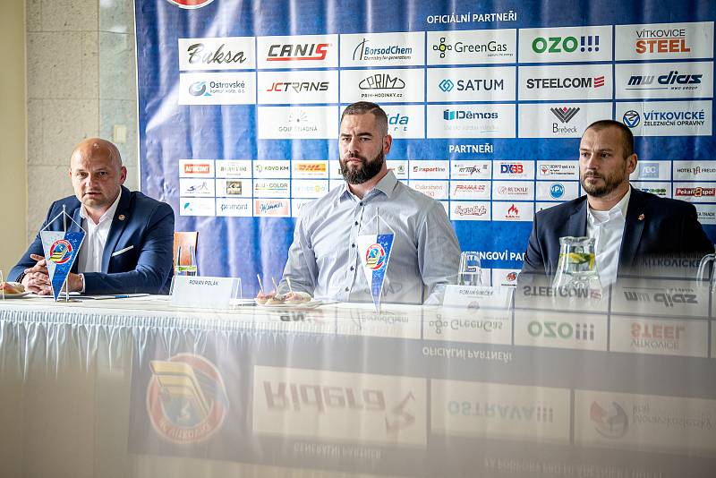 Hokejový tým HC Vítkovice Ridera představil nového hráče Romana Poláka, 15. června 2020 v Klimkovicích.