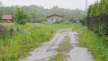 Koblov, domy v okolí řeky Odry. Situace 3. června 2013.