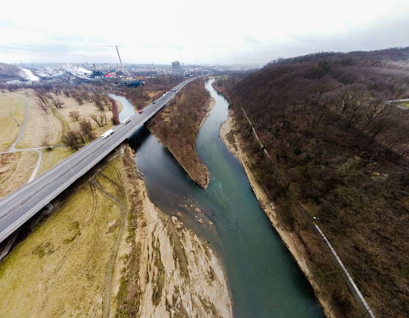 Soutok Ostravice a Odry v Ostravě.