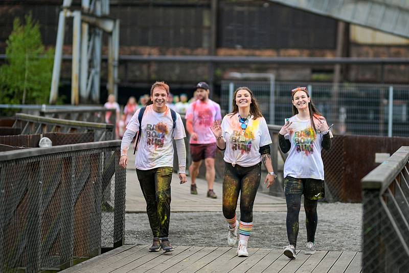 Duhový běh  a festival v Dolní oblasti Vítkovice Rainbow run & Rainbow fest Ostrava, sobota 4. června 2022.