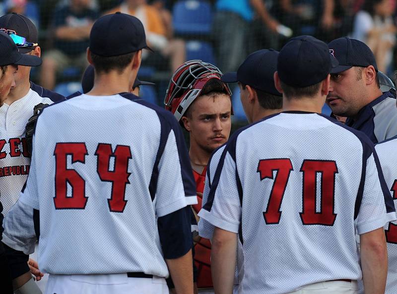 Čeští baseballisté do 18 let podlehli na evropském šampionátu v Ostravě ve středu Nizozemsku 5:11.