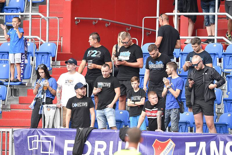 Utkání 2. kola první fotbalové ligy: Baník Ostrava - Fastav Zlín, 1. srpna 2021 v Ostravě. Fanoušci Baníku.