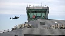 Nová věž Řízení letového provozu na Letišti Leoše Janáčka v Mošnově by měla být již brzy dokončena. Stěhování začne v březnu, celkem se do nové budovy přesune na čtyřicet pracovníků.