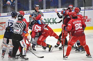Hokejisté Třince vyhráli na začátku listopadu derby ve Vítkovicích skvělým závěrem 6:3.