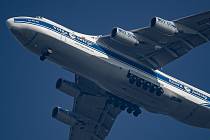 Letadlo Antonov An-124 Ruslan prolétá nad Ostravou 13. září 2021.