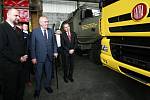 Poslední den své návštěvy Moravskoslezského kraje strávil Miloš Zeman také v Kopřivnici a v automobilce Tatra Trucks.