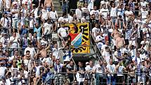 Derby Sigma vs. Baník táhne. Snímky z předchozího derby na Andrově stadionu a odjezd (příjezd) fanoušků Baníku do Olomouce.