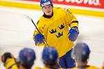 Mistrovství světa hokejistů do 20 let, zápas o 3. místo: Švédsko - Finsko, 5. ledna 2020 v Ostravě. Na snímku Linus Oberg (SWE).