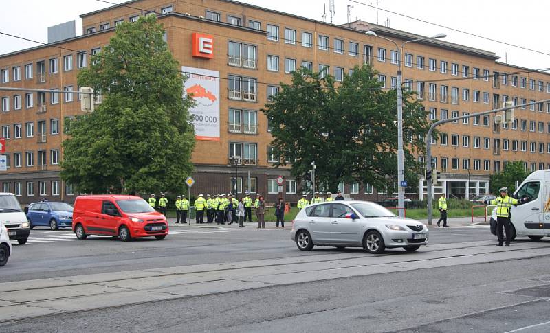 Soutěž Regulovčík roku 2018 v Ostravě. Policisté museli své umění předvést ve frekventované křižovatce ulic 28. října a Novinářské.