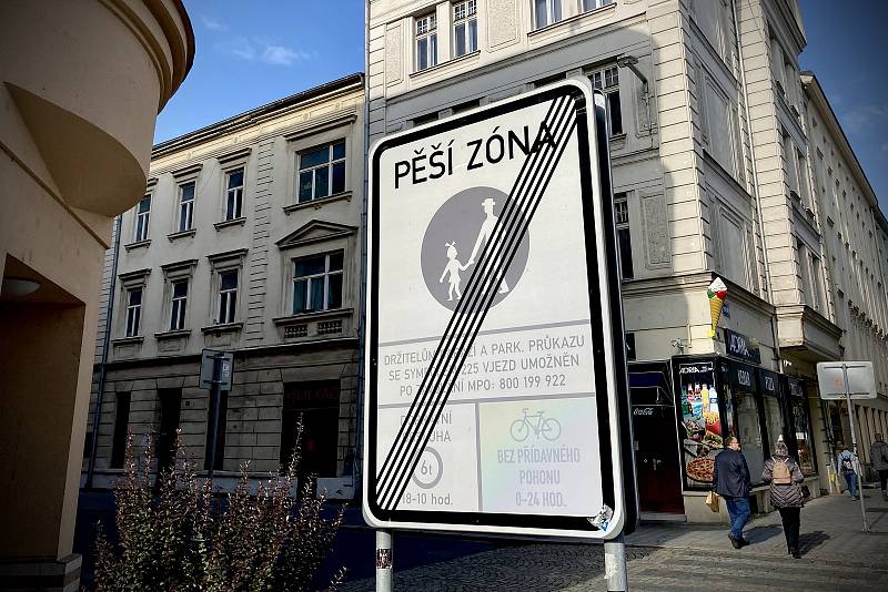 Zákaz elektrokoloběžek a elektrokol v centru Ostravy, 7.října 2022