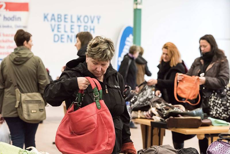 Kabelkový veletrh Deníku na výstavišti Černá louka v pavilonu A v Ostravě.