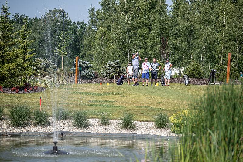 Otevření nové hřiště v areálu golf Park Lhotka, červen 2021.