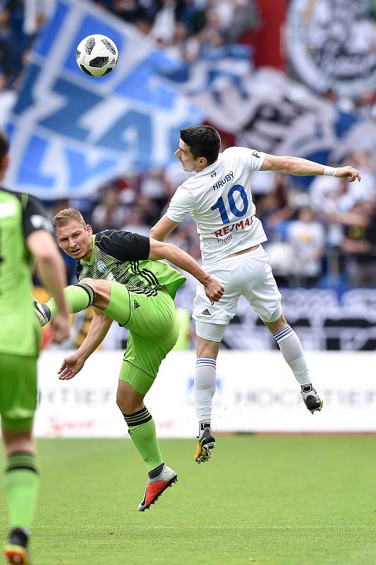 Nadstavba první fotbalové ligy, kvalifikační utkání o Evropskou ligu: FC Baník Ostrava - FK Mladá Boleslav, 1. června 2019 v Ostravě. Na snímku (zleva) Michal Hubínek a Robert Hrubý.