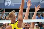 Turnaj Světové série Ostrava Beach Open, 21. června 2018, na snímku Lukas Kazdalis a David Schweiner.