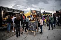 Burger Street Festival u OC Forum Nová Karolina v Ostravě, květen 2021.