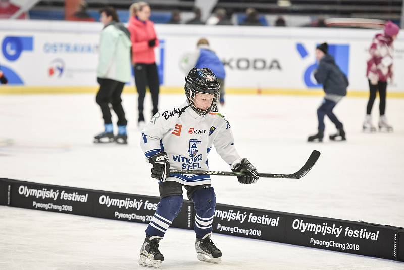 Olympijský festival u Ostravar Arény, 12. února 2018 v Ostravě. Hokej.