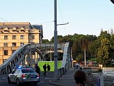 Zásah u ozbrojeného muže v Ostravě, který v červnu roku 2021 vylezl na Sýkorův most a hrozil sebevraždou. 