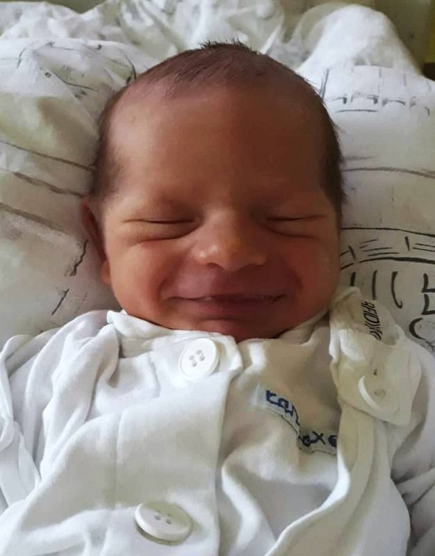 Tomáš Odziomek, 9. 5. 2019, 49 cm, 3420 g. Městská nemocnice Ostrava