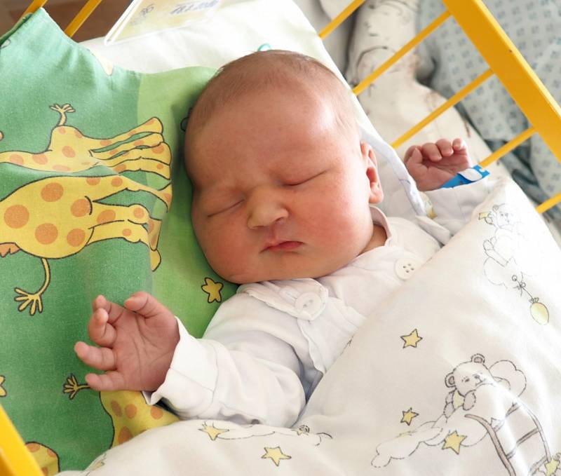 Jáchym Studený, 18. 2. 2020, 53 cm, 4460 g, Nový Jičín. Fakultní nemocnice Ostrava.