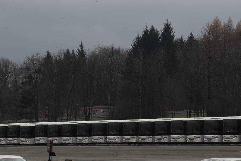 Ilustrační foto. Představení nových autobusů ČSAD Vsetín, prosinec 2018. Zázemí pro obsluhu Moravskoslezského kraje má v Kopřivnici.