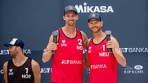 J&T Banka Ostrava Beach Pro - slavnostní ceremoniál, 29. května 2022 v Ostravě. Zleva Anders Berntsen Mol (NOR), Robert Meeuwsen (NED), Alexander Brouwer (NED).