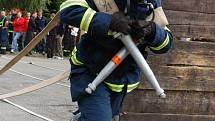 Náročnou trať soutěže TFA otestovalo v sobotu ve Vratimově na osm desítek dobrovolných i profesionálních hasičů