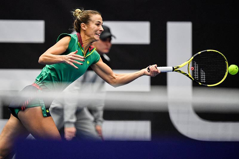 Tenisový turnaj žen WTA Agel Open 2022, 3. října 2022, Ostrava. Petra Kvitová (ČR) - Bernarda Peraová (USA) (na snímku).