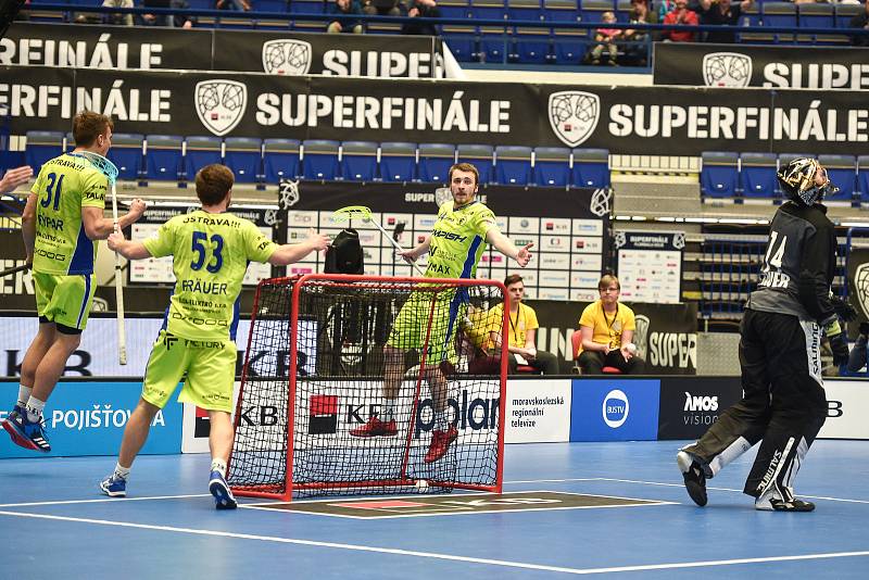 Superfinále play off florbalové superligy mužů: Technology florbal Mladá Boleslav - 1. SC TEMPISH Vítkovice, 14. dubna 2019 v Ostravě. Na snímku radost Vítkovic (Rýpar Josef, Brauer Marek a Hájek Lukáš.)