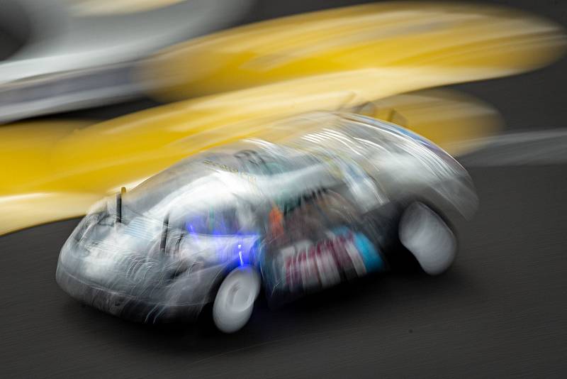 Finále soutěže Horizon Hydrogen Grand Prix  závod s RC modely autíček poháněnými vodíkem v Trojhalí, 23. září 2020 v Ostravě.