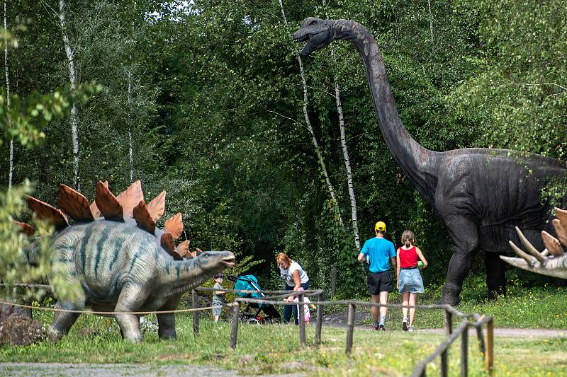 Největší DinoPark v ČR - DinoPark Ostrava v Doubravě na Karvinsku.