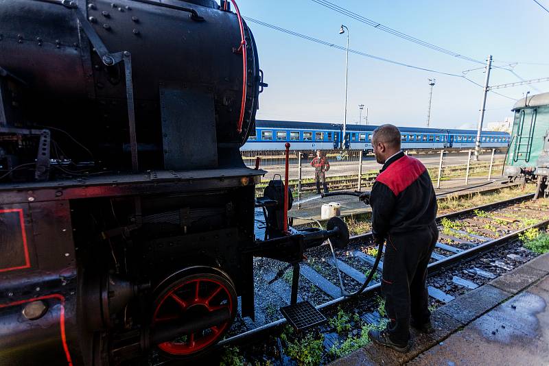 U příležitosti výročí 150 let trati Ostrava – Frýdlant nad Ostravicí se v neděli 26. září 2021 mohli cestující svézt parním vlakem. V čele vlaku jela  parní lokomotiva Velký bejček z roku 1924.