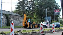 Rekonstrukce vozovky a tvořící se kolony, Bohumínská ulice, Ostrava, 6. června 2022.