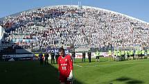 Derby Sigma vs. Baník táhne. Snímky z předchozího derby na Andrově stadionu a odjezd (příjezd) fanoušků Baníku do Olomouce.