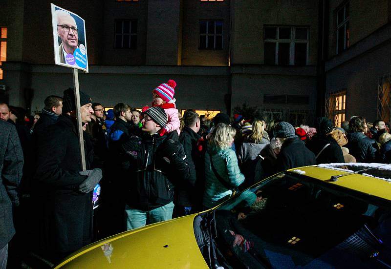 Kandidát na prezidenta Jiří Drahoš se setkal s občany v Ostravě.